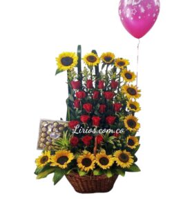 Ramo de Rosas y Girasoles