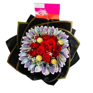 Ramos Flores con Billetes